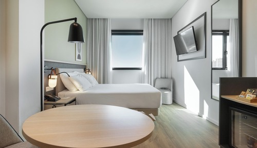Connected Family Room