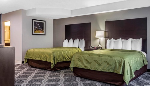 Suite, Multiple Beds, Non Smoking (2 Queen Beds, Sofa Bed)