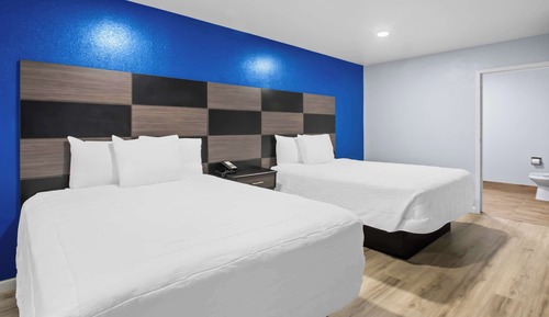 Deluxe Suite, 2 Queen Beds, Non Smoking