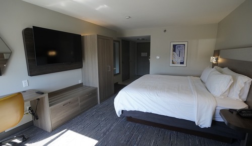 Standard Room, 1 King Bed