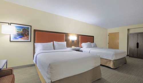 Room, 2 Queen Beds, Accessible, Non Smoking