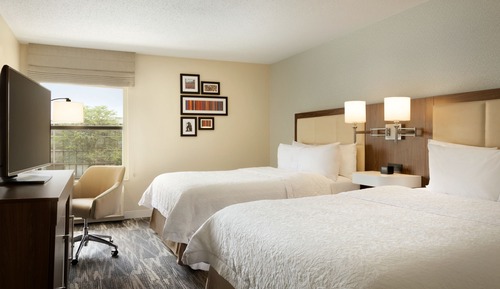 Two queen beds non smoking