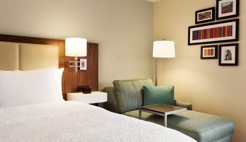 Room, 2 Queen Beds, Accessible, Non Smoking