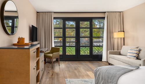 Premier Room, 1 King Bed