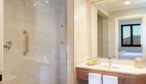 Deluxe Room, 2 Double Beds