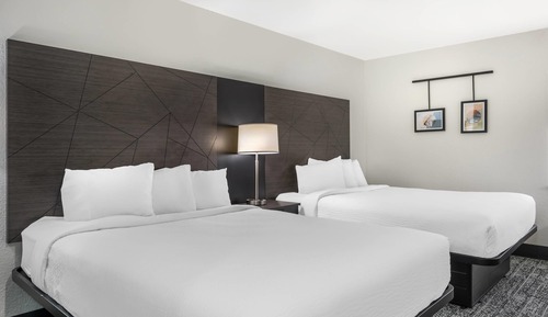 Standard Room, 2 Queen Beds, Non Smoking