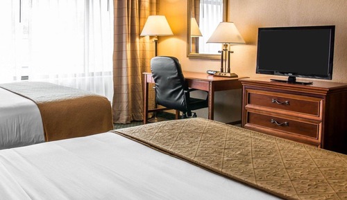 Standard Room, 2 Queen Beds, Non Smoking