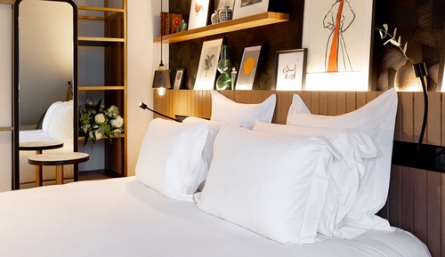 Chambre Deluxe Triple Toit de Paris