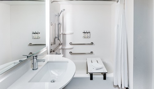 Standard Room, 1 King Bed, Accessible (Mobility)