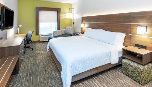 Standard Room, 1 King Bed (LEISURE)