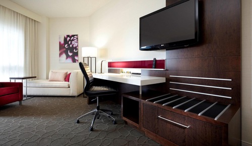 Club Room, 1 King Bed, Non Smoking