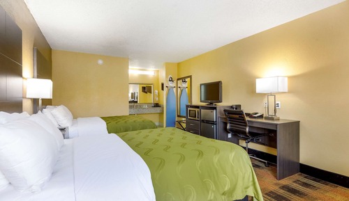 Standard Room, 2 Queen Beds, Non Smoking