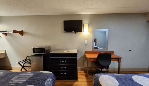 Room, 2 Queen Beds, Smoking