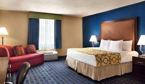 Standard Room, 1 King Bed, Non Smoking