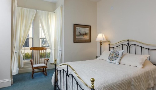 Curwen House Deluxe Room, 1 Queen Bed