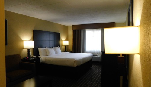 Standard Room, 1 King Bed, Non Smoking