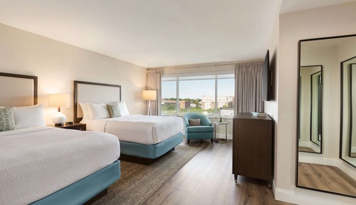 Suite, 1 Bedroom, Accessible, City View (Mobility)