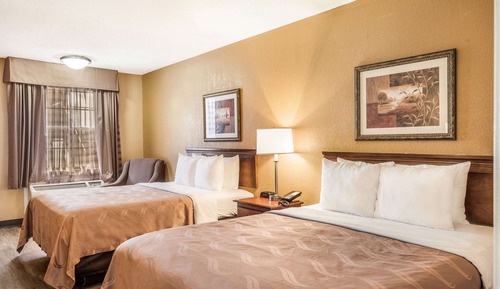 Room, 2 Queen Beds, Accessible, Non Smoking (Roll-In Shower)