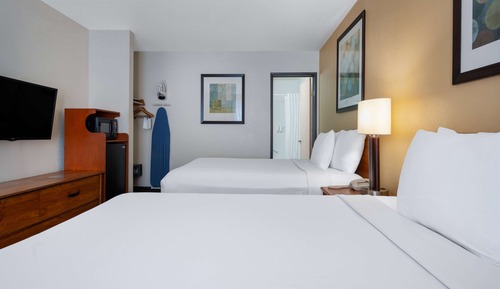 Standard Room, 2 Queen Beds, Non Smoking