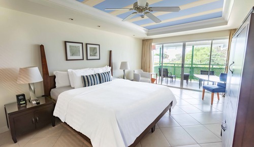 Deluxe Room, Pool View