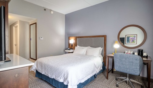 Studio, 1 King Bed, Accessible, Non Smoking