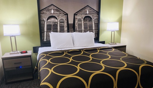 Suite, 1 King Bed