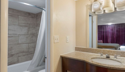 Suite, Multiple Beds, Non Smoking