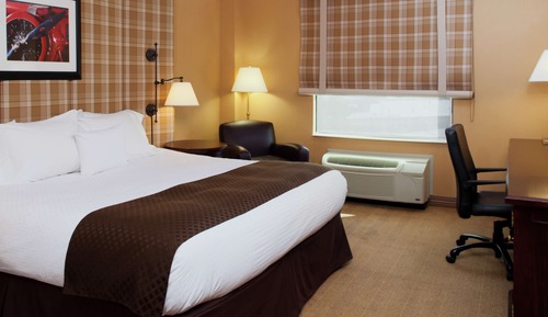 One King Bed, Non-Smoking, Accessible