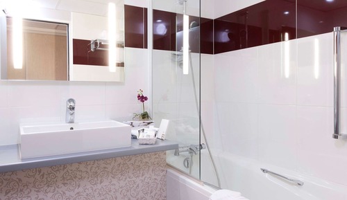 Privilege, Family Room, 2 Double Beds