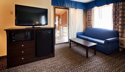 Suite, 1 King Bed, Non Smoking, Jetted Tub