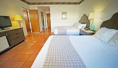 Standard Room, 2 Queen Beds, Accessible