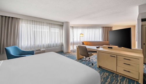 Studio Suite, 1 King Bed, Accessible (Hearing)
