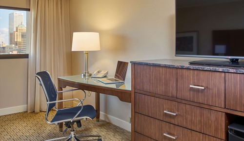 Standard Room, 1 King Bed