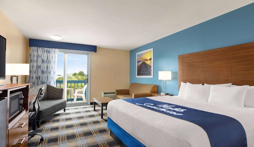 Deluxe Room, 1 King Bed, Non Smoking