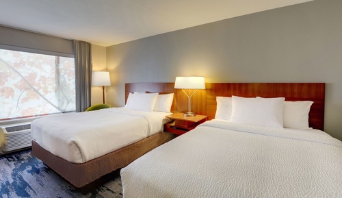 Room, 2 Queen Beds, Non Smoking (Hearing Accessible)