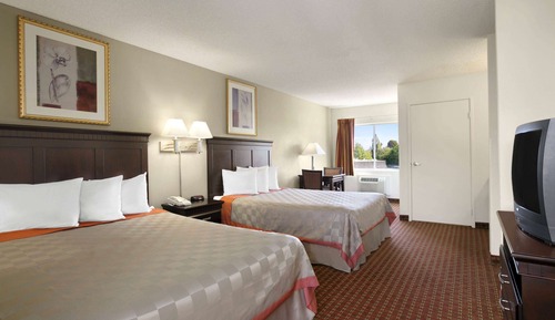 Standard Room, 2 Queen Beds, Smoking