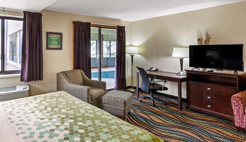 Suite, 1 King Bed with Sofa bed, Accessible, Non Smoking