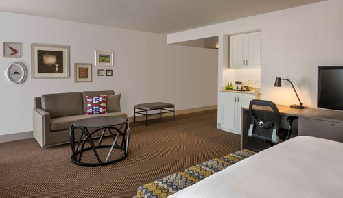 Premium Room, 1 King Bed