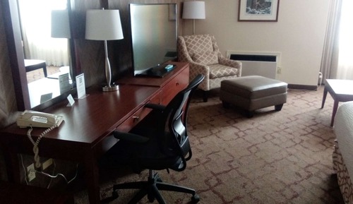 Standard Room, 1 King Bed, Non Smoking, Jetted Tub