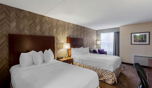 Standard Room, 2 Double Beds, Non Smoking, Kitchenette