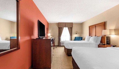 Standard Room, 2 Double Beds, Non Smoking