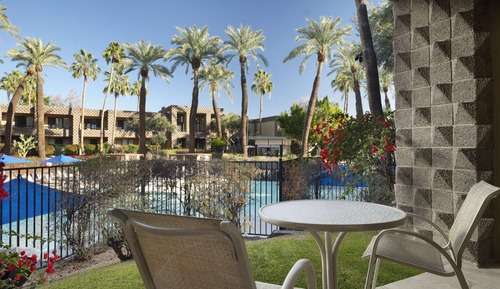 Room, 1 King Bed, Patio, Poolside