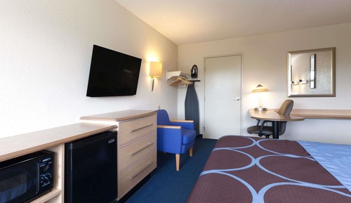 Business Room, 2 Double Beds, Non Smoking