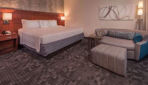 Superior Room, 1 King Bed with Sofa bed (Balcony)