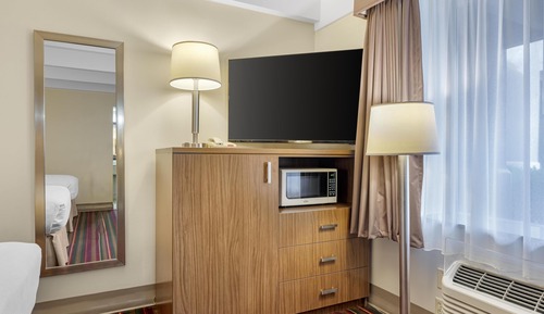 Standard Room, 2 Double Beds, Non Smoking, Refrigerator & Microwave