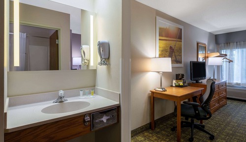 Room, 2 Queen Beds, Non Smoking