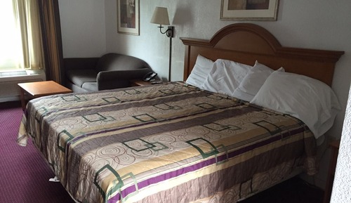 Standard Room, 1 King Bed, Non Smoking