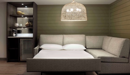 Suite, Balcony (Hill Country)