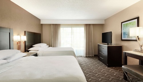 Suite, 2 Queen Beds, Accessible (Hearing Acc)