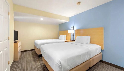 Suite, 2 Bedrooms, Fireplace (Loft)